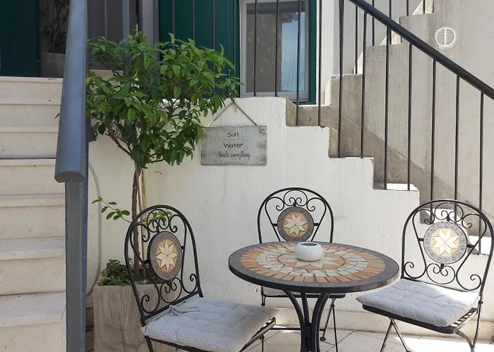 Little Palmina 3* سبليت