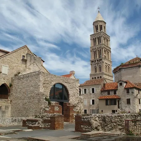 Little Palmina Konukevi