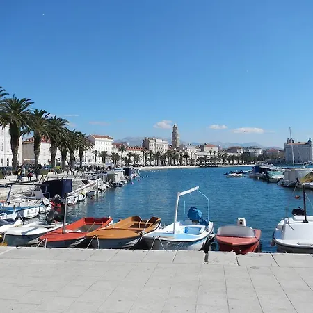 Konukevi Little Palmina 3*