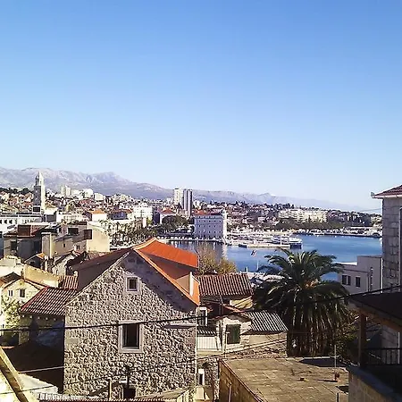 Pensión Little Palmina 3*